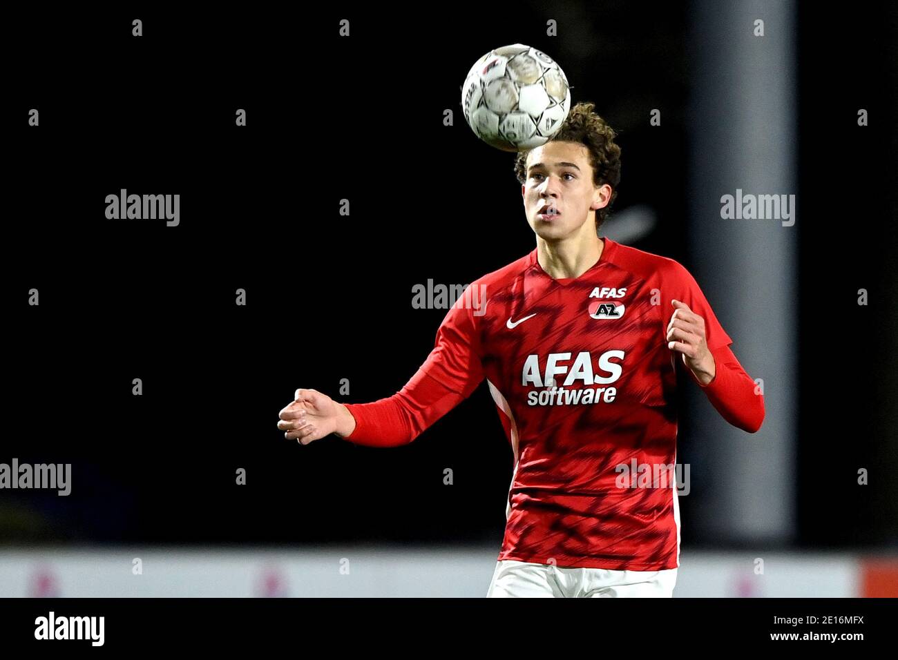 WIJDEWORMER, NIEDERLANDE - 4. JANUAR: Maxim Gullit von Jong AZ während des niederländischen Keukenkampioendivisie-Spiels zwischen AZ U23 und Roda JC im Sportpark ULA Stockfoto