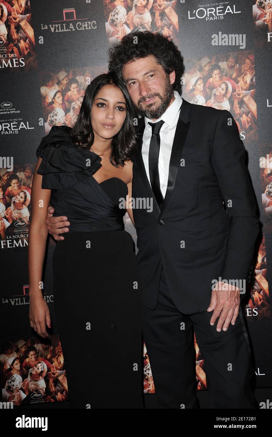 Leila Bekhti und Regisseur Radu Mihaileanu nahmen an der "La Source des Femmes" Party während der 64. Filmfestspiele von Cannes in der Villa Chic in Cannes, Frankreich am 21. Mai 2011 Teil. Foto von Giancarlo Gorassini/ABACAPRESS.COM Stockfoto