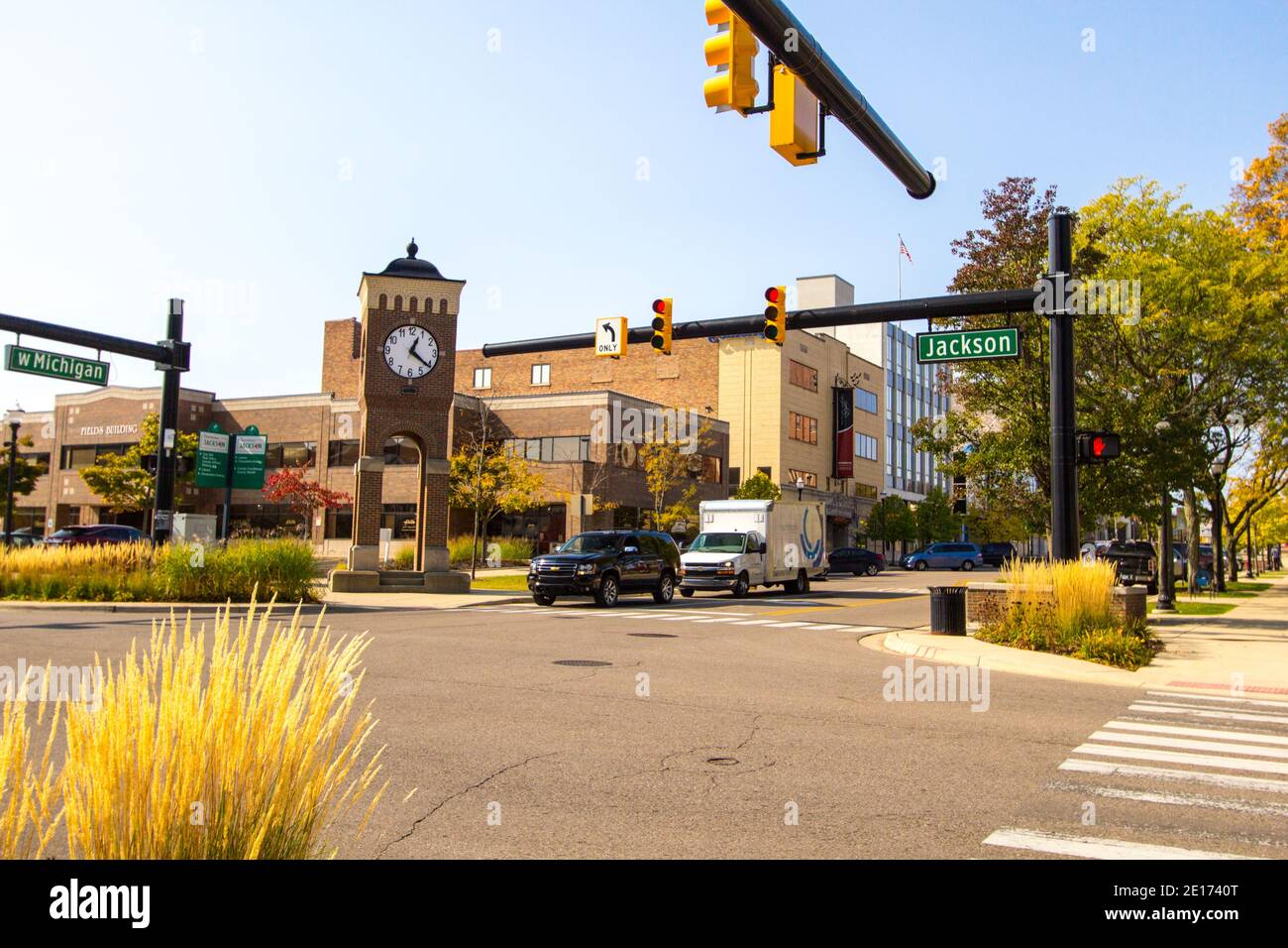 Jackson, Michigan, USA - 9. Oktober 2020: Downtown District und City Streets der amerikanischen Midwest Stadt Jackson im Süden der Lower Peninsula. Stockfoto
