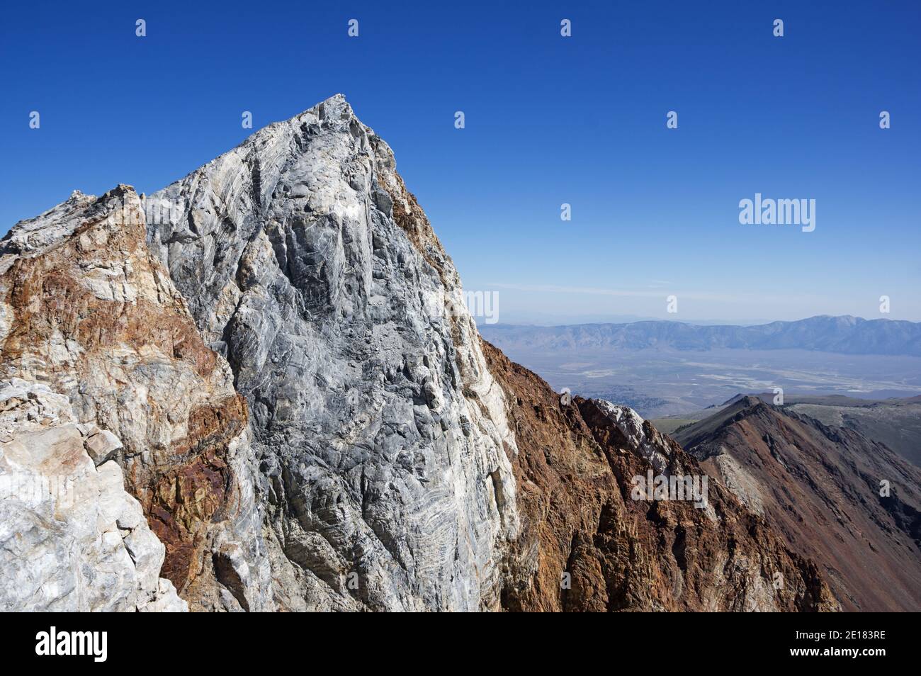 Mount Baldwin ein 12614 Fuß Marmor metamorphen Berg in der östliche Sierra Nevada Berge von Kalifornien Stockfoto