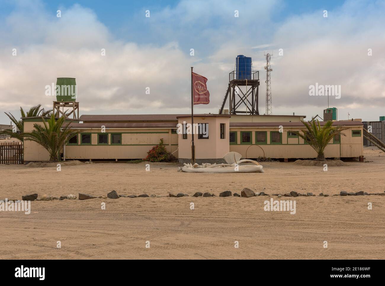 Haus in der Ferienanlage Wlotzkasbaken im Norden von Swakopmund, Namibia Stockfoto