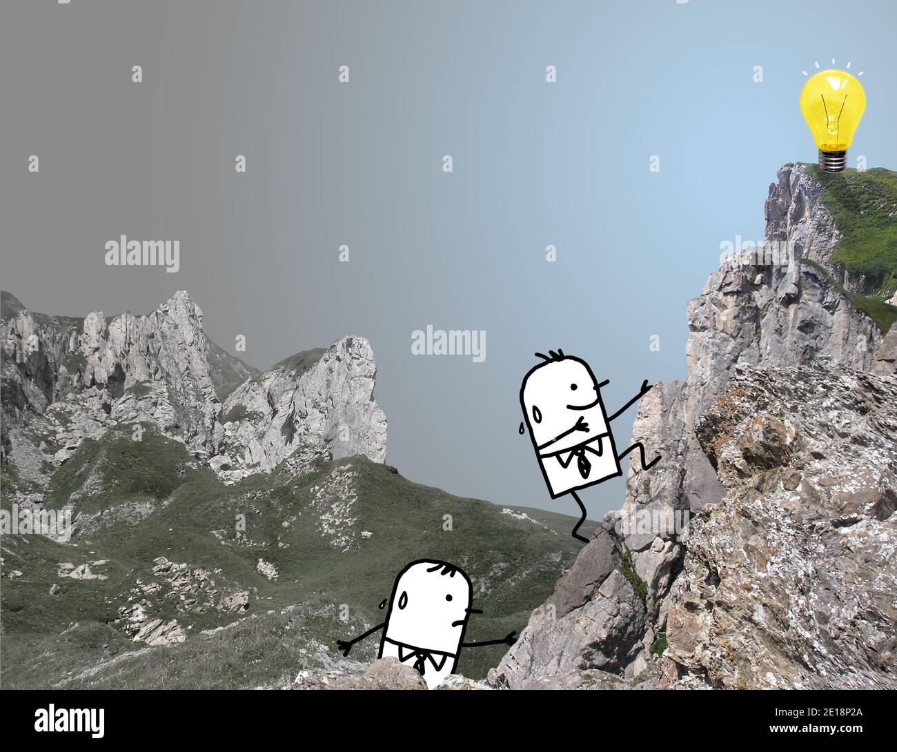 Hand gezeichnet Cartoon Männer Klettern den Berg zu fangen Eine gelbe Glühlampe - Collage Stockfoto
