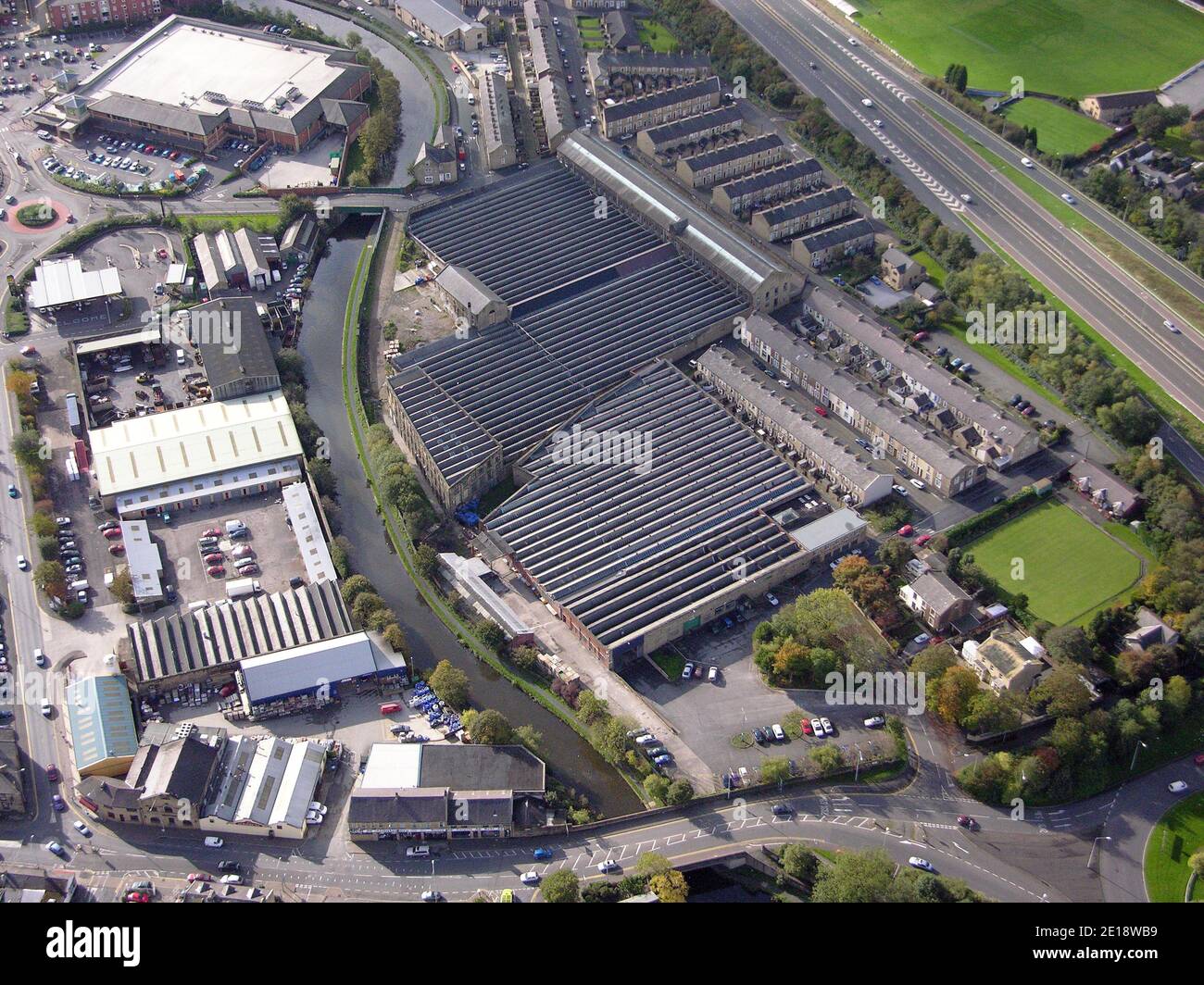 Luftaufnahme einer großen alten Fabrik (jetzt abgerissen) in Nelson, Lancashire Stockfoto