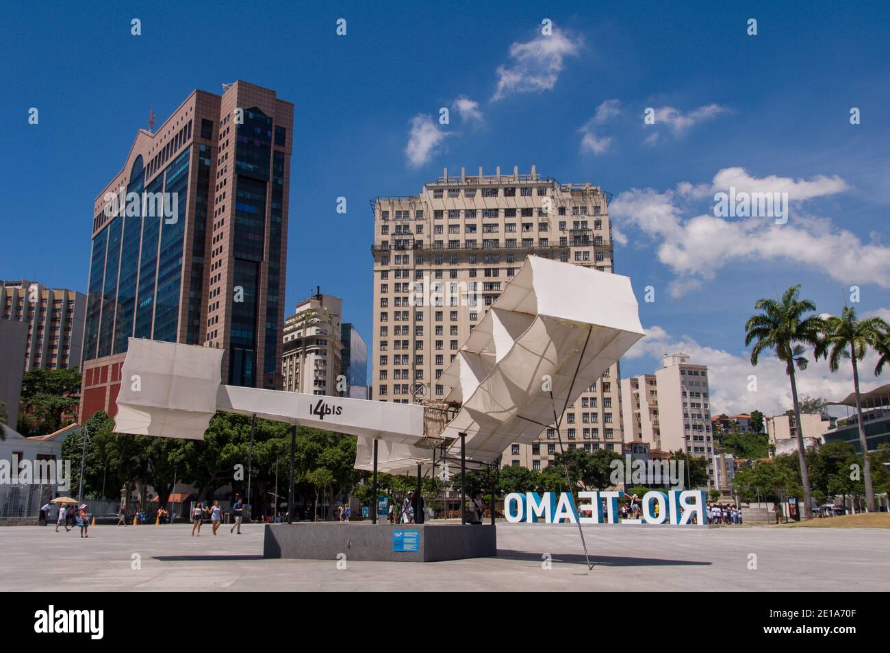 Rio de Janeiro, Brasilien - 10. Februar 2017: Nachbau des 14bis Experimentalflugzeugs, gebaut von Santos Dumont. Stockfoto