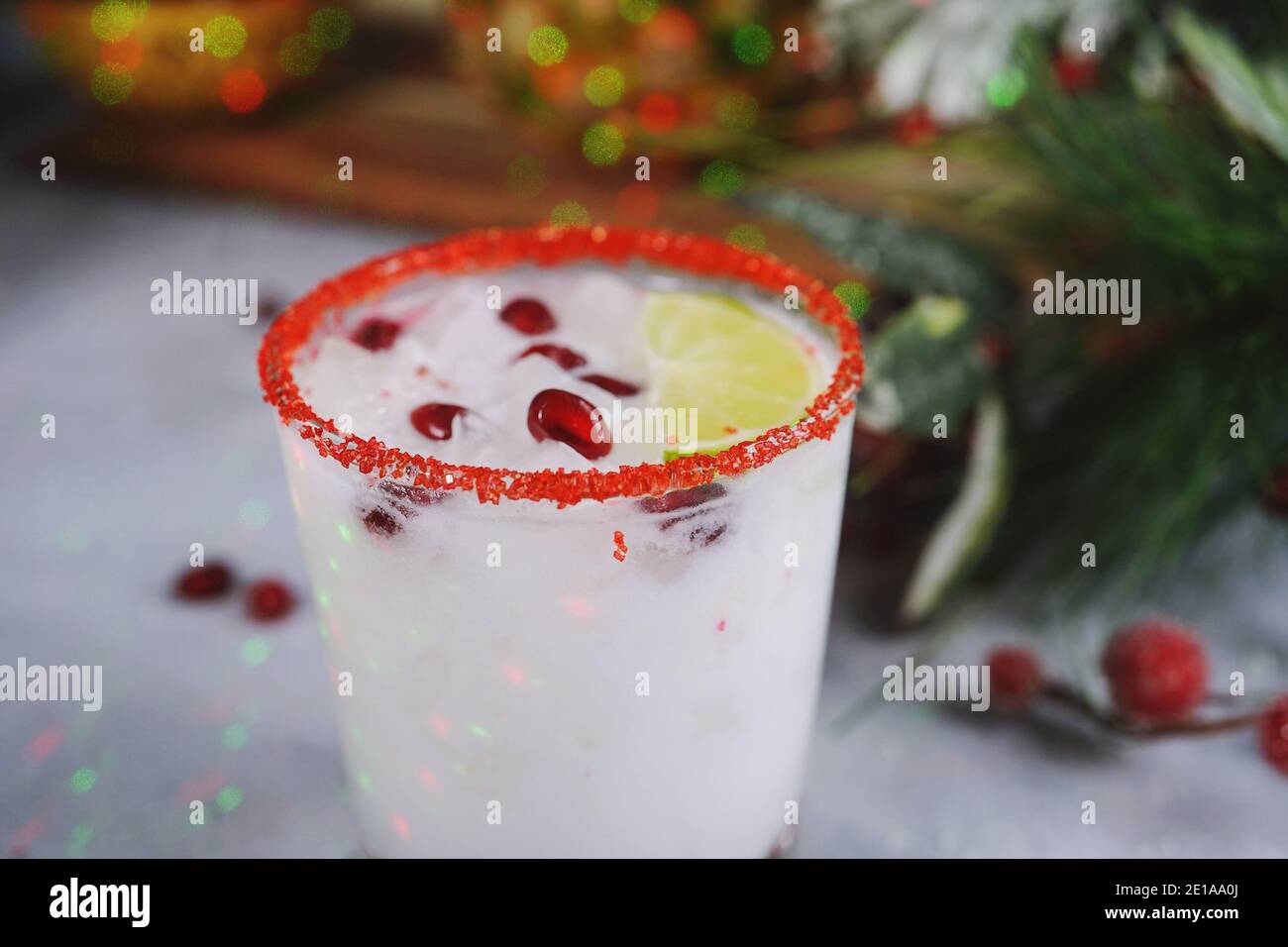 Jack Frost Cocktail und White Christmas Margarita, selektiver Fokus Stockfoto