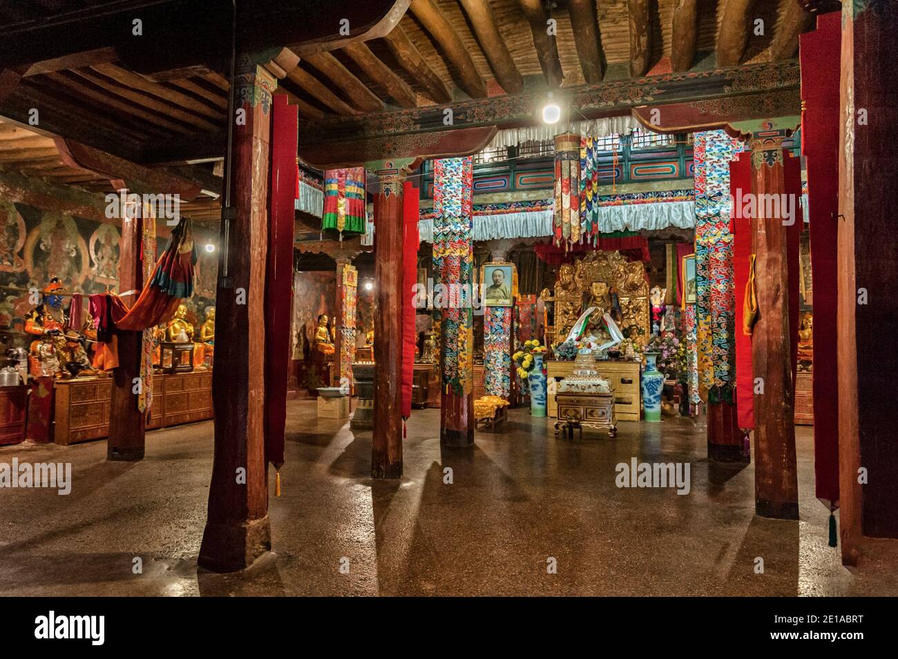 Das Innere des Mindroling Klosters, Bezirk Zhanang, Präfektur Shannan, Autonome Region Tibet, China - Asien Stockfoto