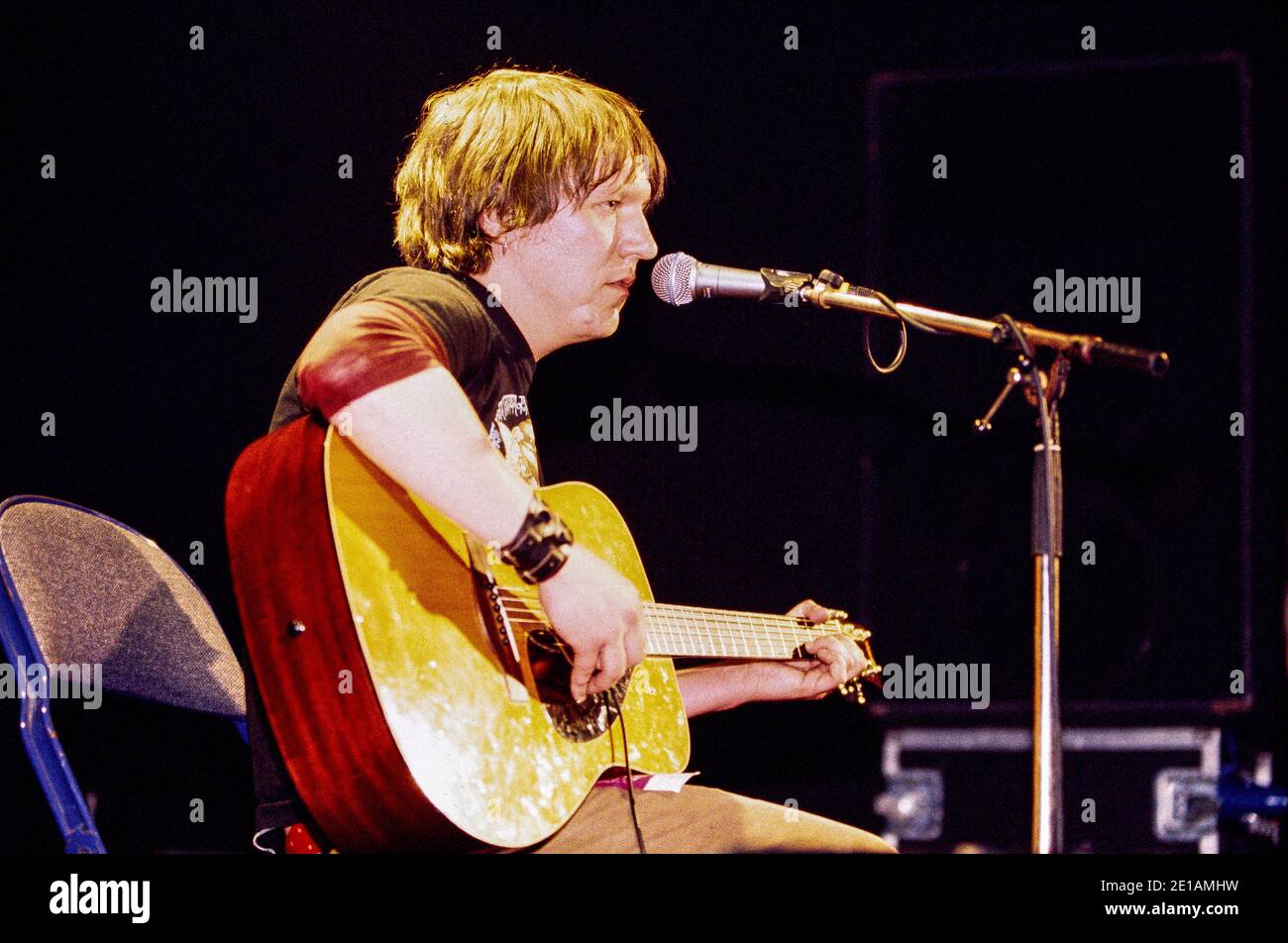 Elliott Smith tritt an der ULU- University of London Union auf, 30. März 2000. London, England, Vereinigtes Königreich. Stockfoto