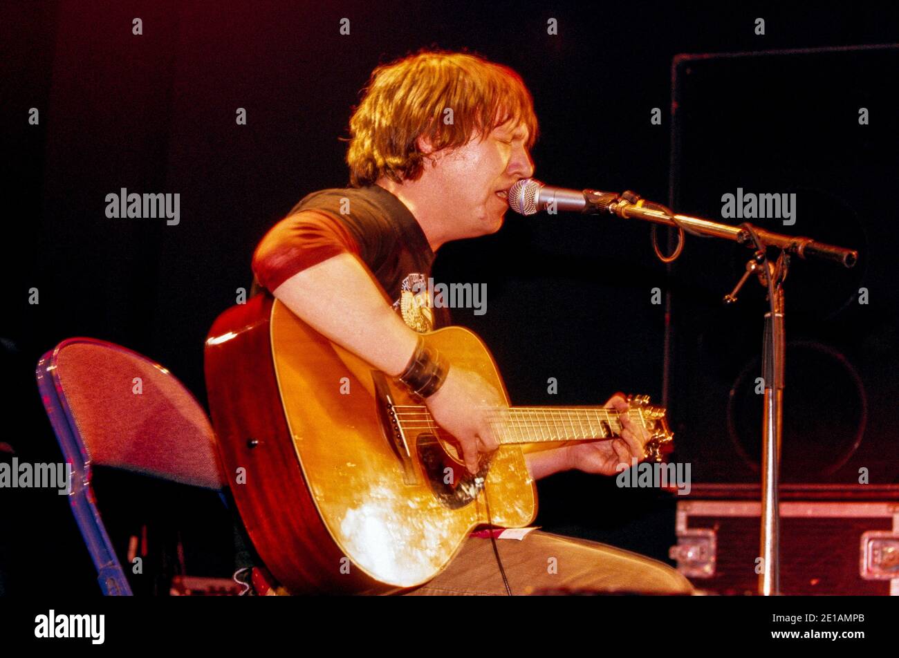 Elliott Smith tritt an der ULU- University of London Union auf, 30. März 2000. London, England, Vereinigtes Königreich. Stockfoto