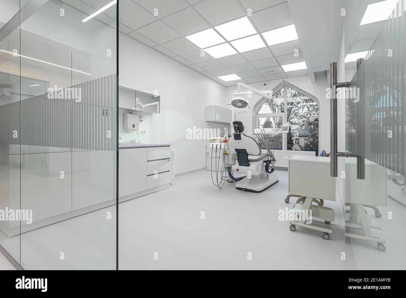 Innenraum der Zahnmedizin Arztpraxis, spezielle Ausrüstung Stockfoto