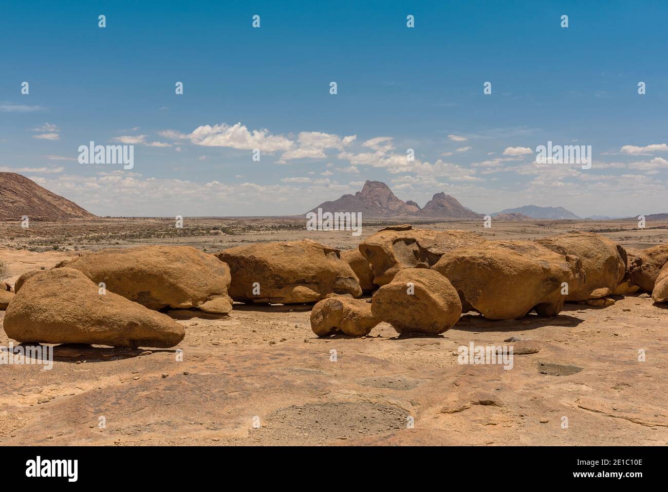 Blick von der kleinen Spitzkoppe auf die Spitzkoppe, Namibia Stockfoto