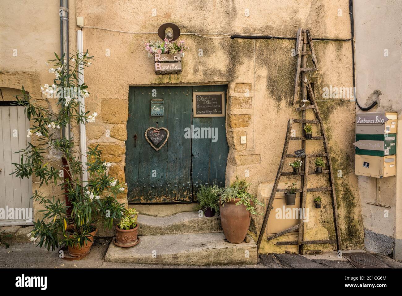 Lourmarin Frankreich 14. Juli 2015 : Altes Haus in Lourmarin, Provence Stockfoto