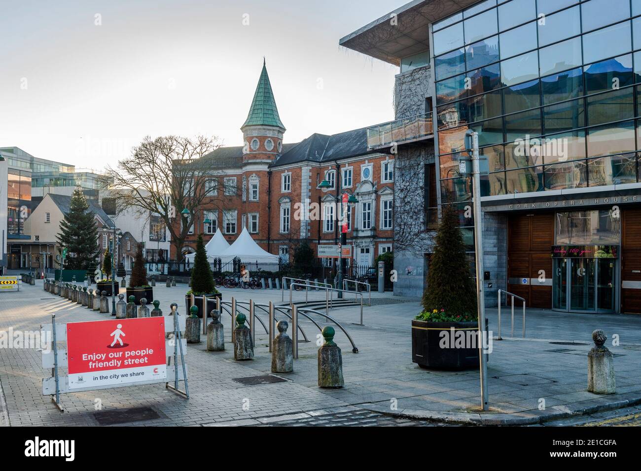 Cork, Irland. Januar 2021. Das Stadtzentrum von Cork war an diesem Nachmittag sehr ruhig, da die Coronavirus Level 5 Sperrungen hatten. Quelle: AG News/Alamy Live News Stockfoto