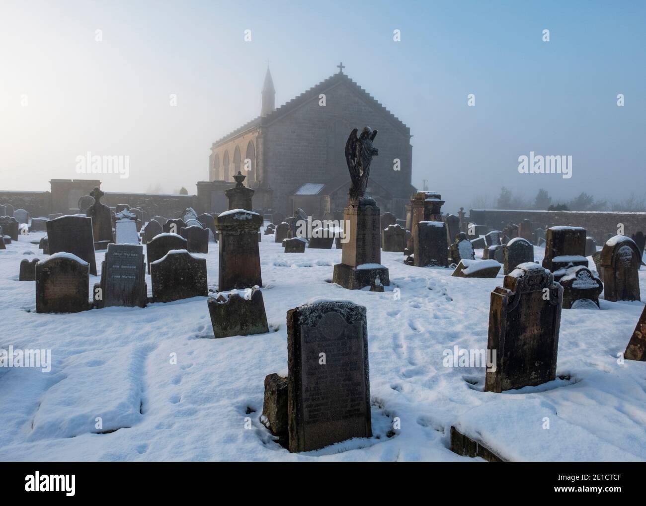 Kirk 'o Shotts Parish Church Friedhof, Salsburgh, North Lanarkshire, Schottland. Stockfoto