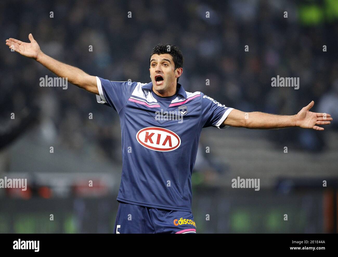 Bordeaux's Fernando Menegazzo während des Fußballspiel der Ersten Liga, Girondins de Bordeaux gegen Nizza im Jacques Chaban-Delmas Stadion in Bordeaux, Frankreich am 30. Januar 2010. Bordeaux gewann 2:0. Foto von Patrick Bernard/Cameleon/ABACAPRESS.COM Stockfoto