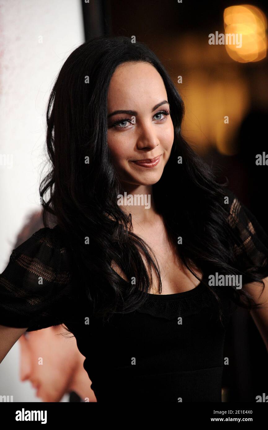Ksenia Solo nimmt am 2. Februar 2011 an der Premiere von 'Waiting for Forever' im The Grove in Los Angeles Teil. Foto von Lionel Hahn/AbacaUsa.com Stockfoto