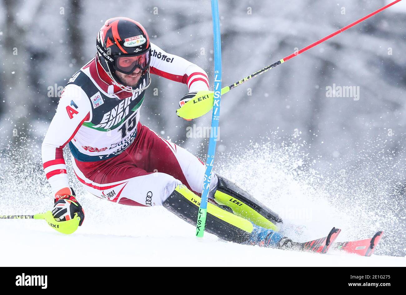 (210107) -- ZAGREB, 7. Januar 2021 (Xinhua) -- Michael Matt aus Österreich tritt beim ersten Lauf des FIS Alpine Ski Men's World Cup Slalom in Zagreb, Kroatien, am 6. Januar 2021 an. (Luka Stanzl/Pixsell über Xinhua) Stockfoto