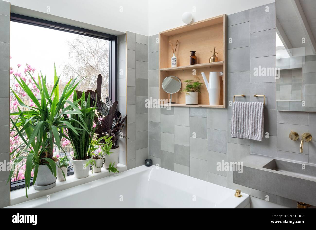 Viktorianische Badewanne Stockfotos Und Bilder Kaufen Alamy