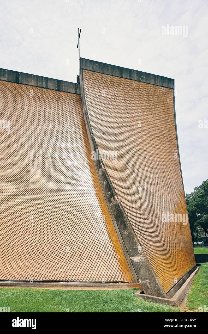 Außenansicht der Luce Memorial Chapel in Xitun, Taichung, Taiwan, auf dem Campus der Tunghai University vom Architekten I. M. Pei. Stockfoto