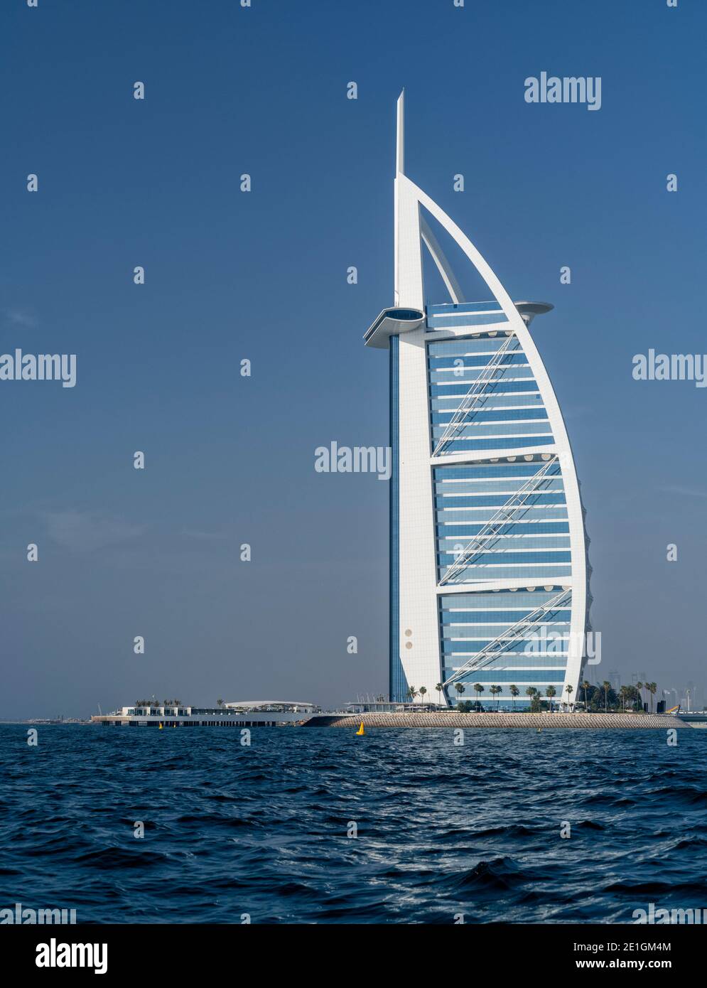 Außenansicht des Burj Al Arab Hotels in Dubai, VAE Stockfoto