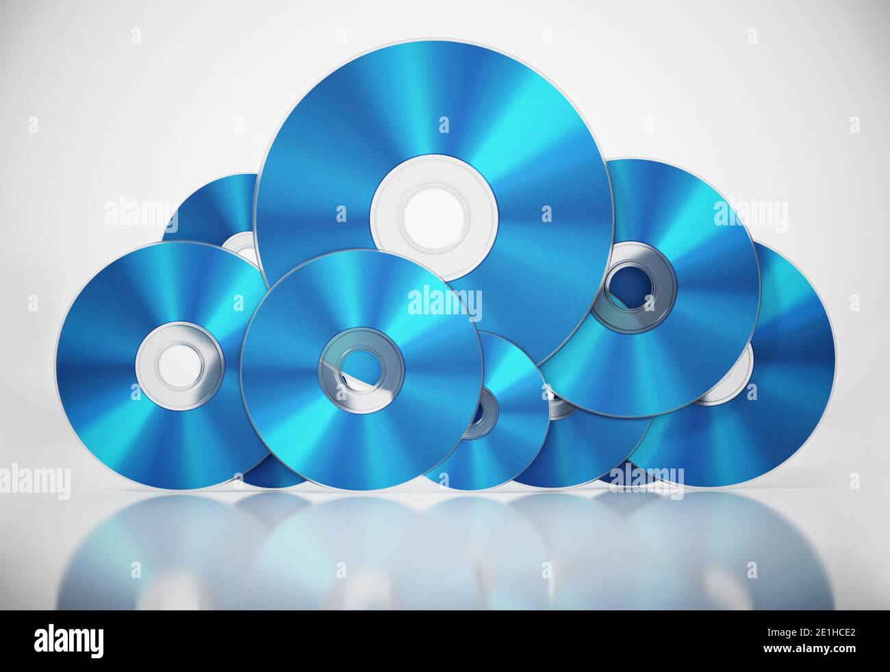 BluRay-Discs als Wolkensymbol angeordnet. Datenspeicherkonzept. 3D-Illustration. Stockfoto