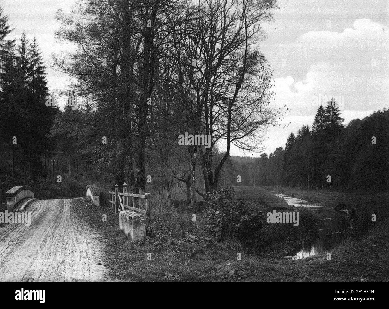 Lucien Bégule - L'abbaye de Fontenay et l'architecture cisterzienser Seite 000 - Abbildung 2 1. Stockfoto