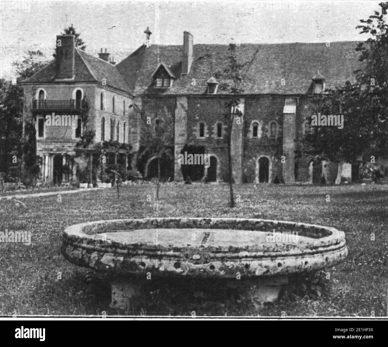 Lucien Bégule - L'abbaye de Fontenay et l'architecture cisterzienser Seite 035-2 1. Stockfoto