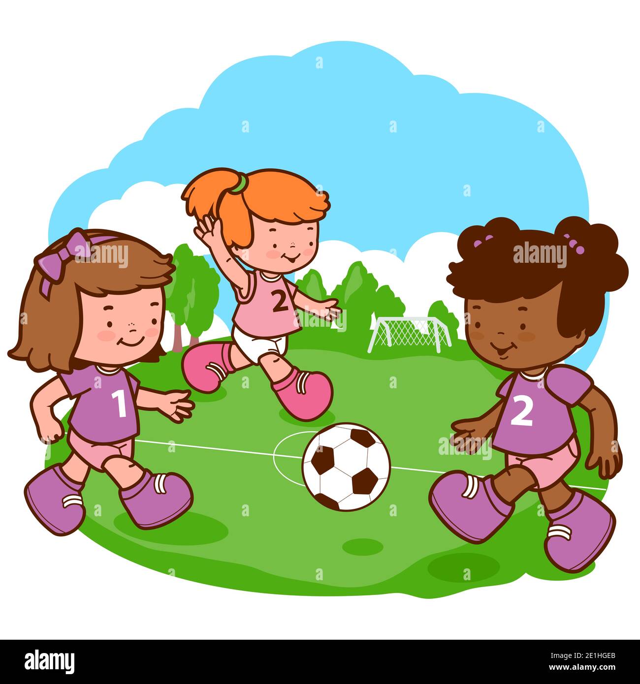 Kleine Mädchen spielen Fußball auf dem Spielfeld. Stockfoto