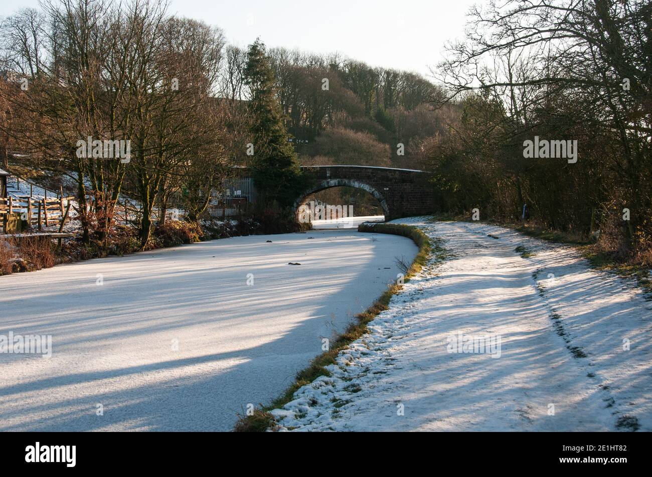 Winter auf dem Leeds nach Liverpool Canal bei Wheelton, Chorley, Großbritannien Stockfoto