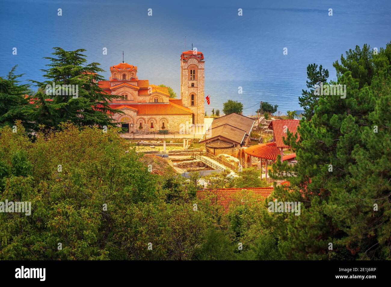 Ohrid, Nord-Mazedonien, St. Clement Kirche in Plaosnik Hochwinkel Stockfoto