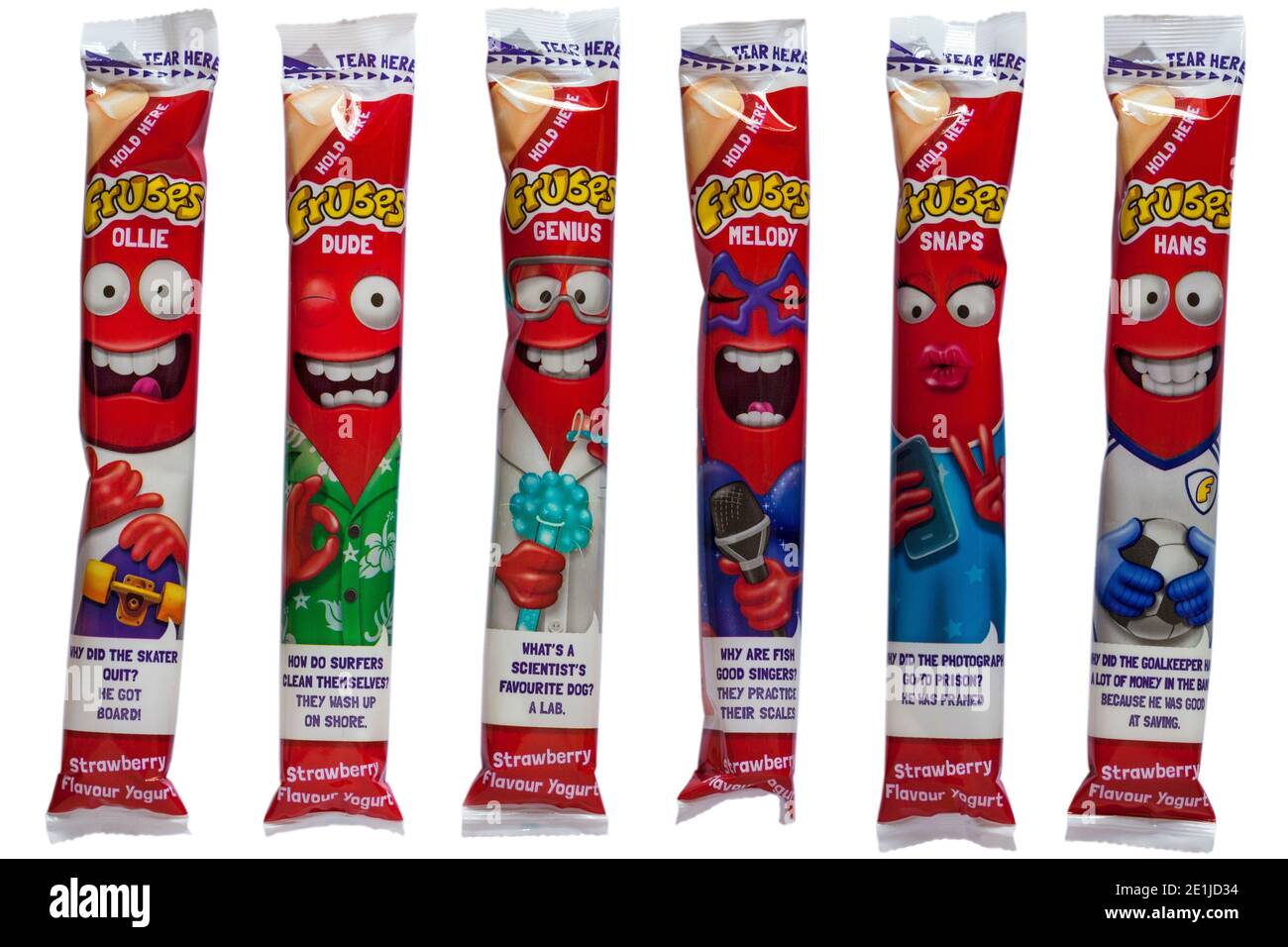 Tubes von Yoplait Frubes, Fromage Frais in einer Tube Joghurt Joghurt Erdbeere Geschmack auf weißem Hintergrund gesetzt - auch bekannt als Go-GURT und Yoplait Tubes Stockfoto