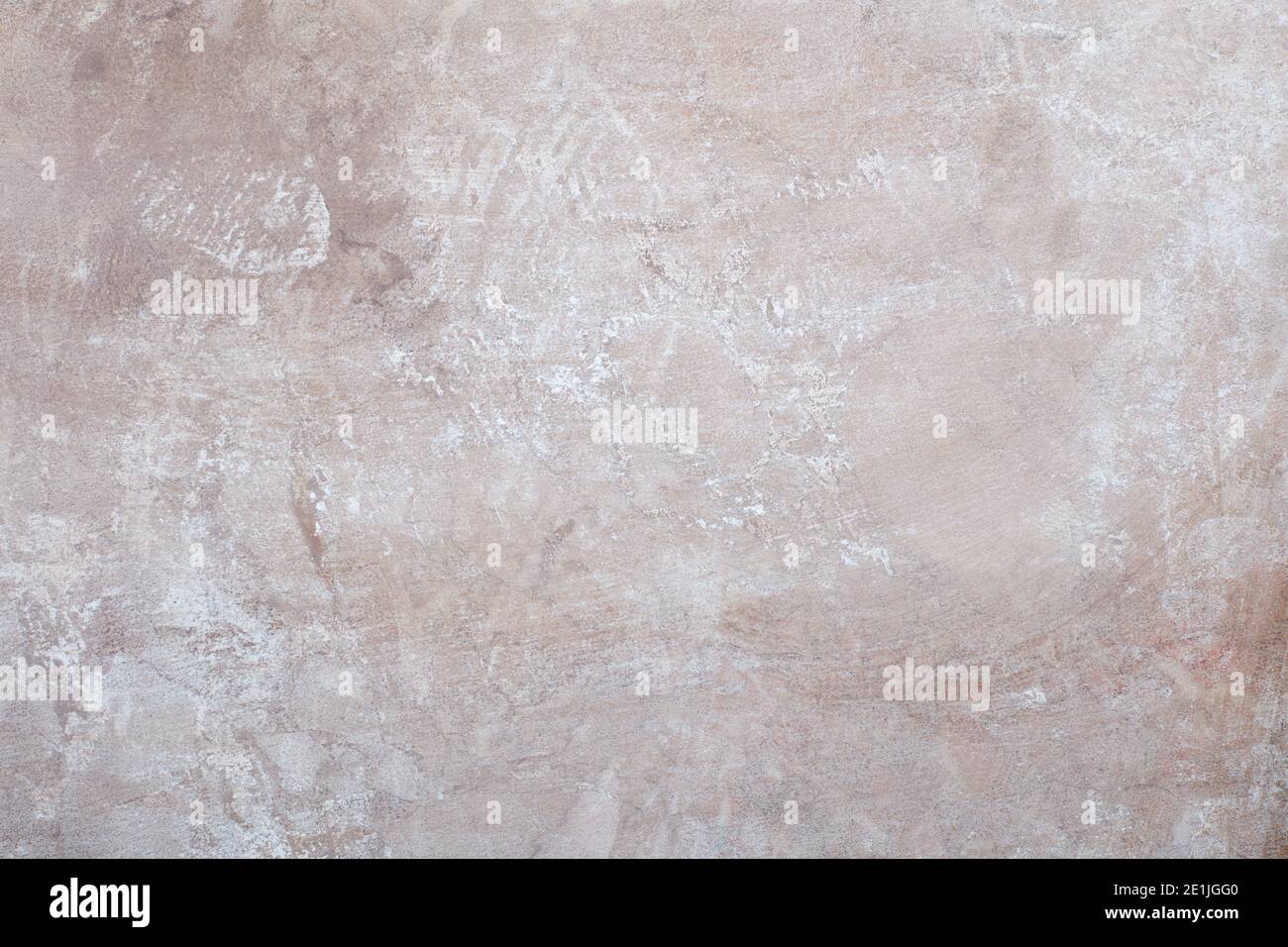 Hellbrauner Stein Textur Hintergrund mit weißem Staub und Flecken Stockfoto