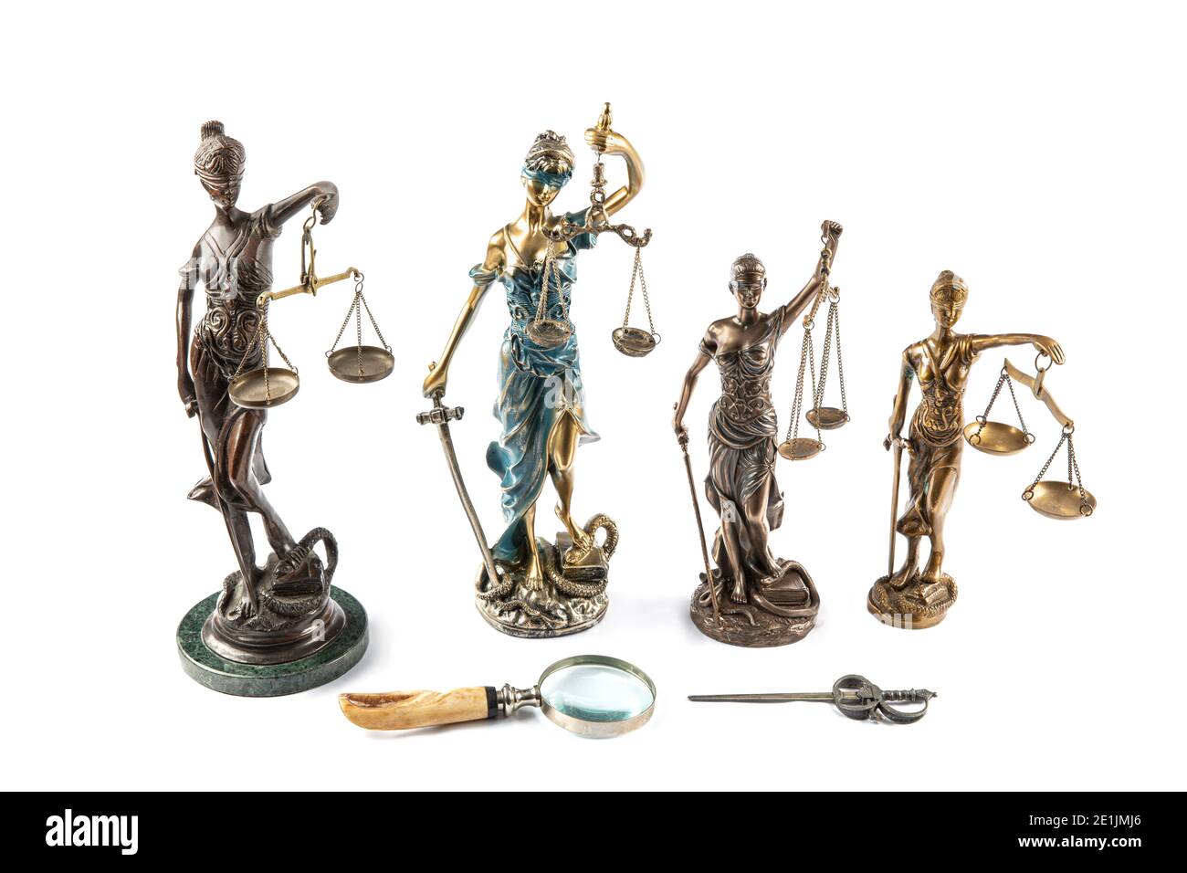 Die Statue der Gerechtigkeit - Lady Justice oder Iustitia / Justitia die römische Göttin der Gerechtigkeit. Rechtsrecht Konzept Bild. Stockfoto