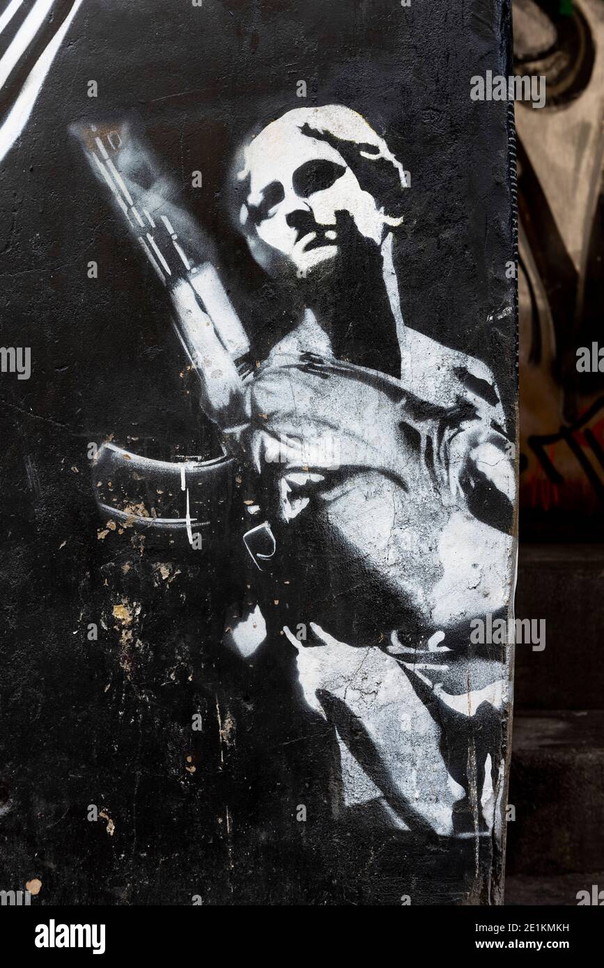 London, England: 24. Mai 2017. Street Art Arbeit auf Code st in der Nähe von Brick Lane, Shoreditch, London, Großbritannien. Alamy Stock Image/Jayne Russell Stockfoto