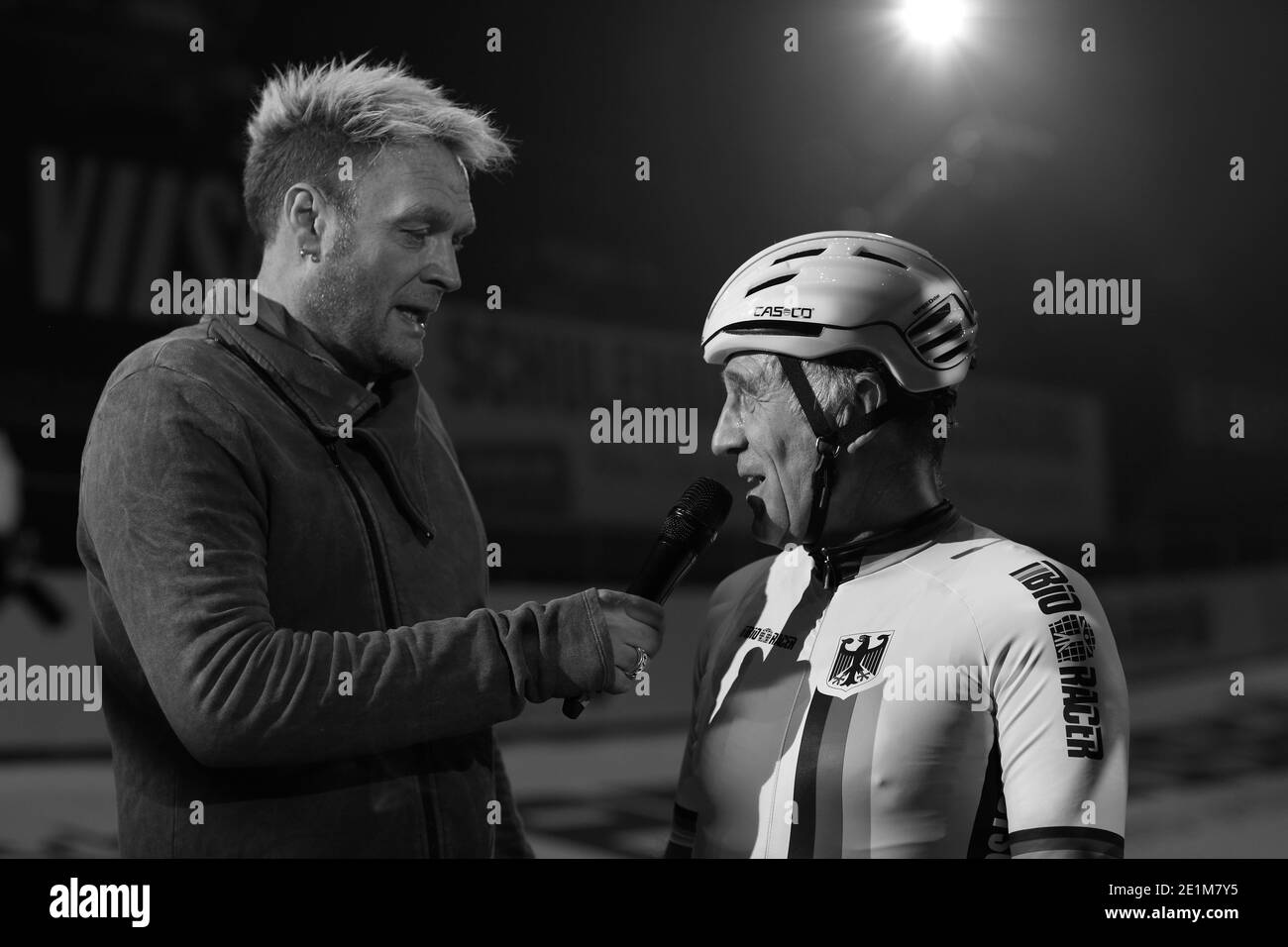 Sechs Tage Bremer Bahn-Radrennen in der OVB-Arena in Bremen, Januar 2016 Stockfoto