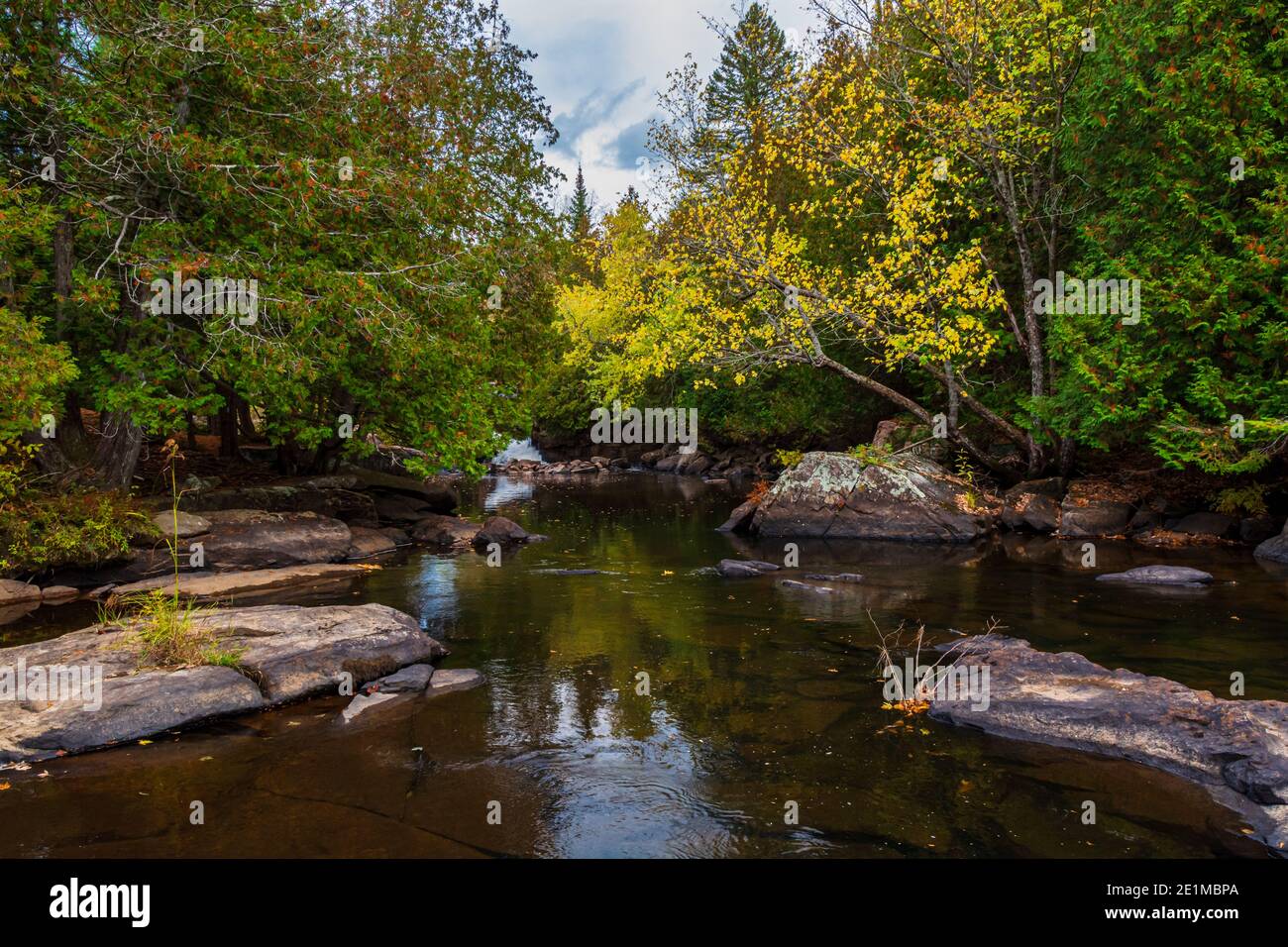 Three Brothers Wasserfalls Conservation Area Kinmount Ontario Kanada im Herbst Stockfoto