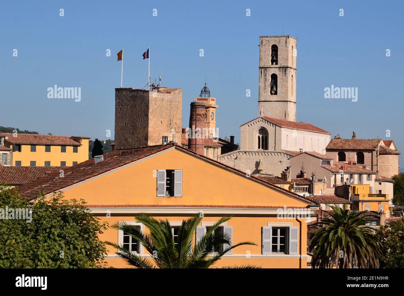 Frankreich, französische riviera, Grasse, diese Stadt ist die Weltparfümhauptstadt mit ihren berühmten Parfümfabriken und ihren floralen Kulturen. Stockfoto