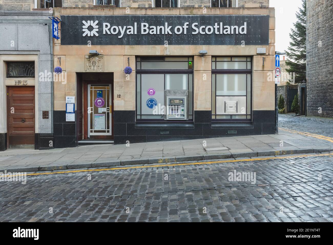 Edinburgh, Schottland - 8. Januar 2021: Royal Bank of Scotland Stockbridge Niederlassung in Edinburgh. RBS ist eine Tochtergesellschaft der NatWest Group. Stockfoto