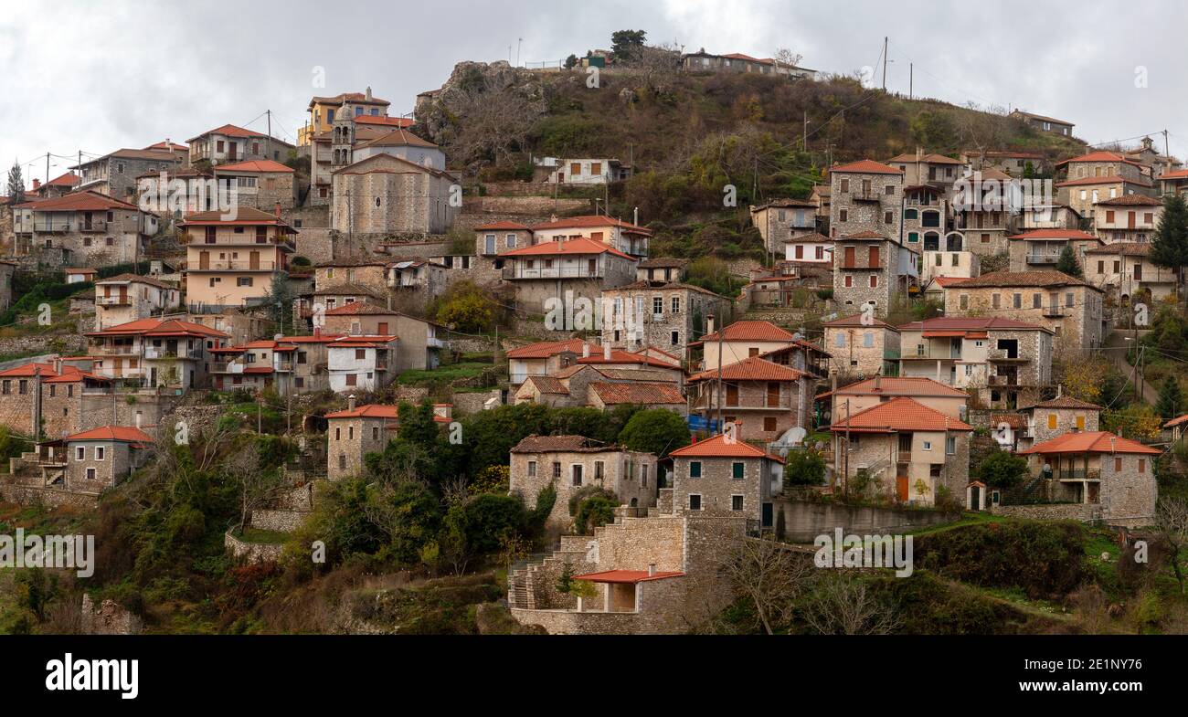 Dimitsana Dorf, ein malerisches traditionelles altes Dorf in Arcadia Region, Peloponnes, Griechenland, Europa Stockfoto