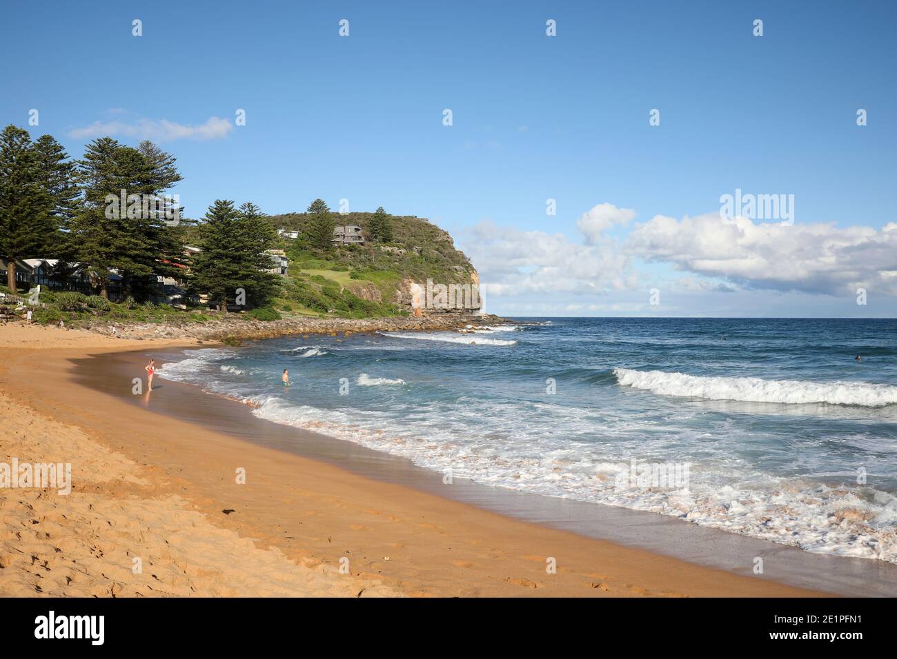 Avalon Beach Sydney Sonnenschein am späten Nachmittag an einem Sommertag, NSW, Australien Stockfoto