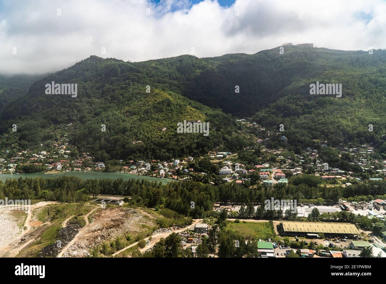 Luftaufnahme Mahés Hauptstadt Victoria Mahe Island, Seychellen Stockfoto