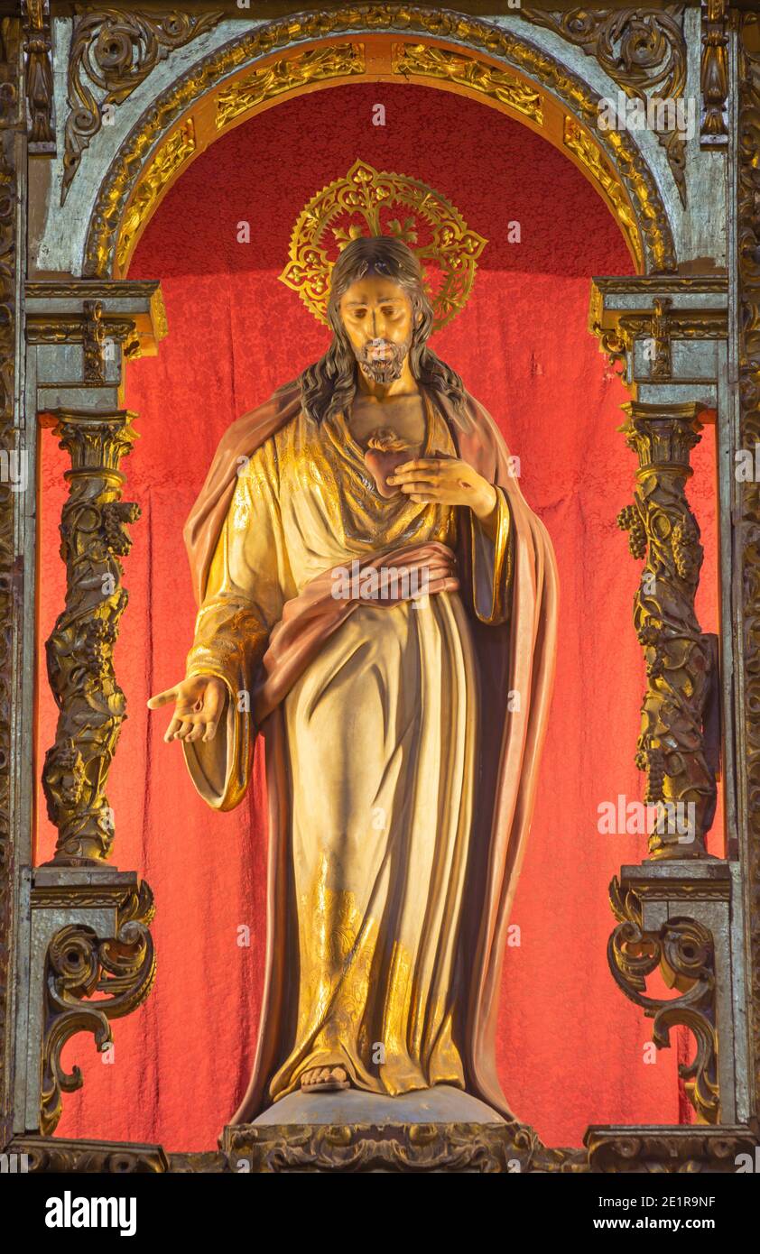 MALAGA, SPANIEN - 31. MAI 2015: Die barocke mehrfarbige Statue von Jesus in der Kathedrale von maestro de Becerril aus dem 16. Jh. Stockfoto