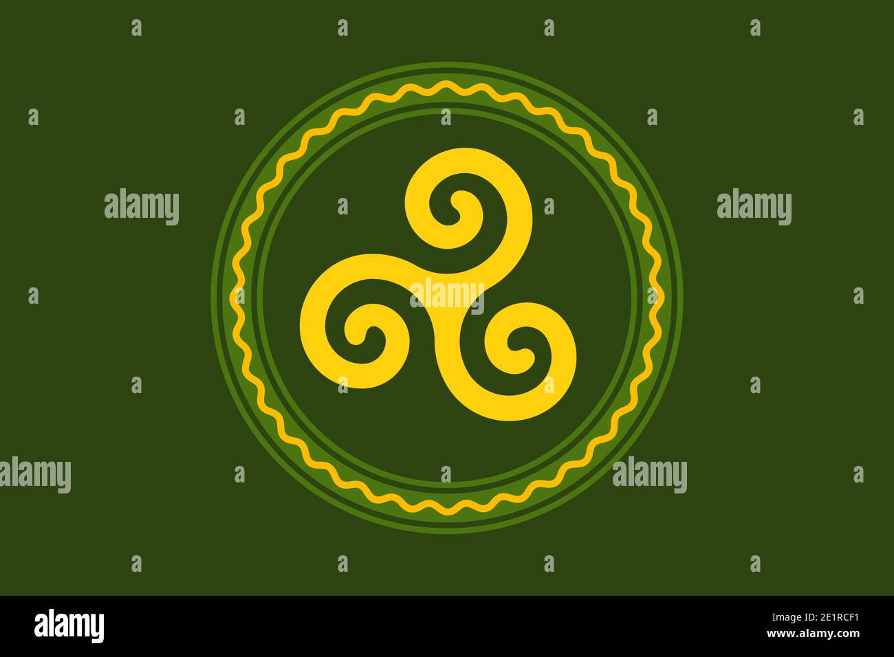 Gelbe Triskele, in einem grünen Kreisrahmen mit Serpentinenlinie, über Moosgrün. Triskelion, altes Symbol und Motiv, bestehend aus einer dreifachen Spirale. Stockfoto