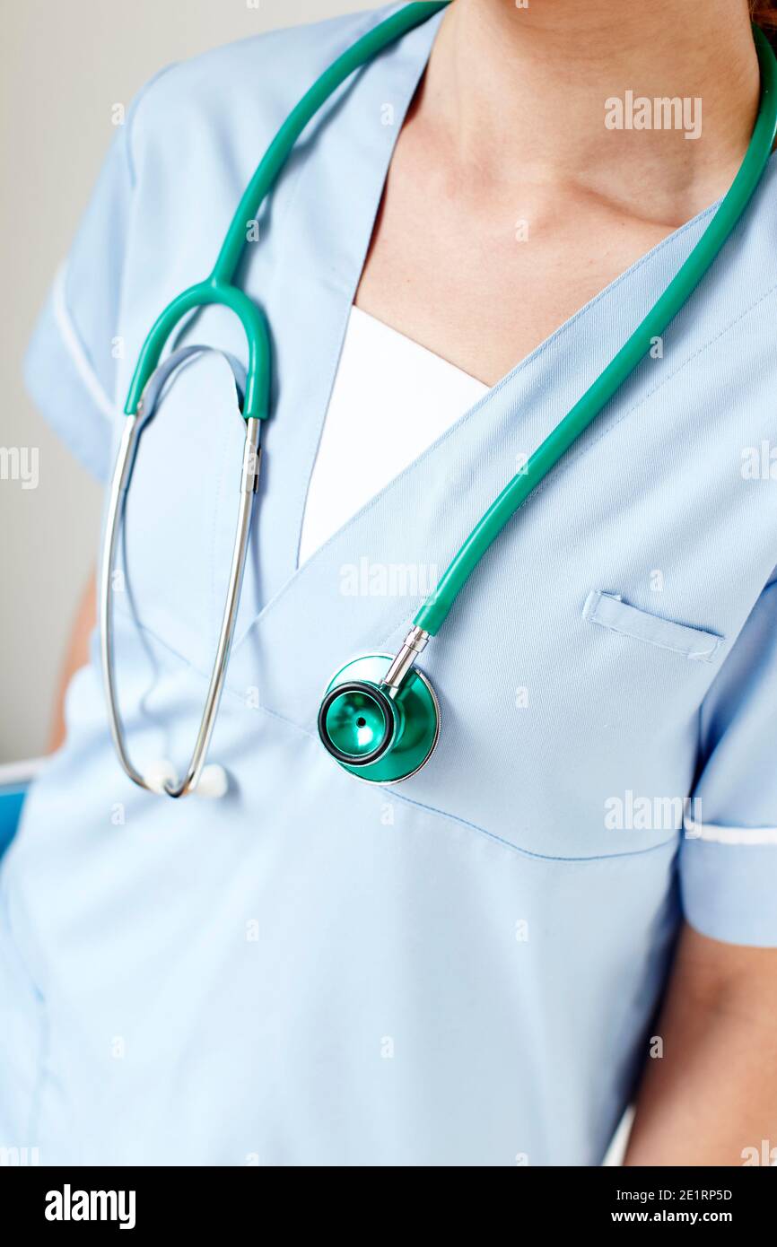 Krankenschwester mit Stethoskop Stockfoto