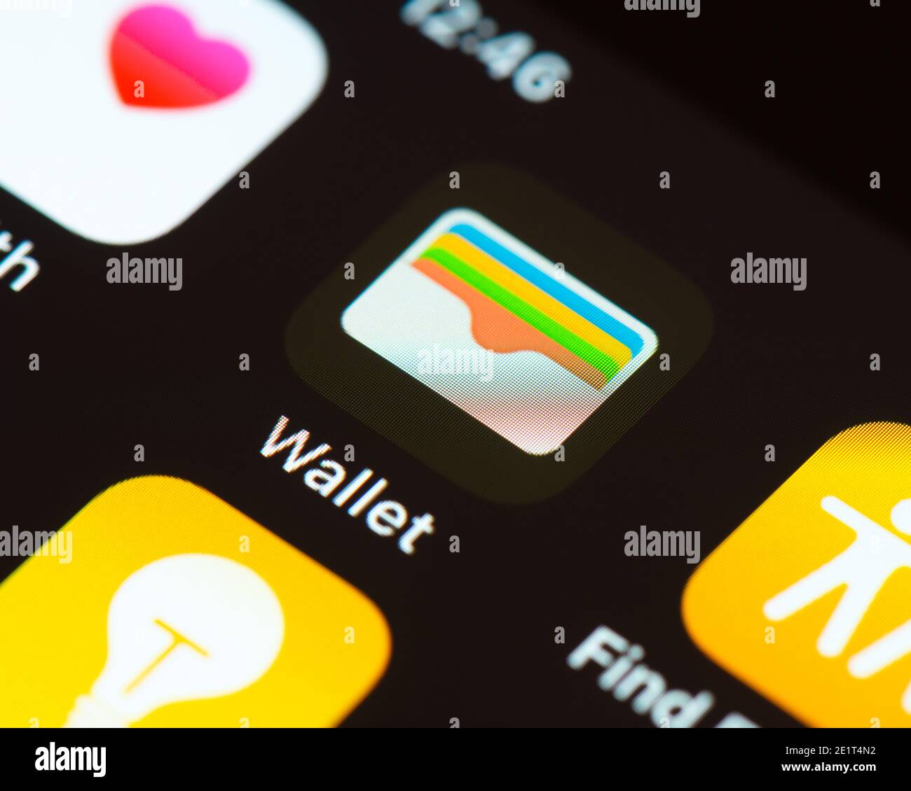 Wallet App-Symbol auf dem Apple iPhone-Bildschirm Stockfoto