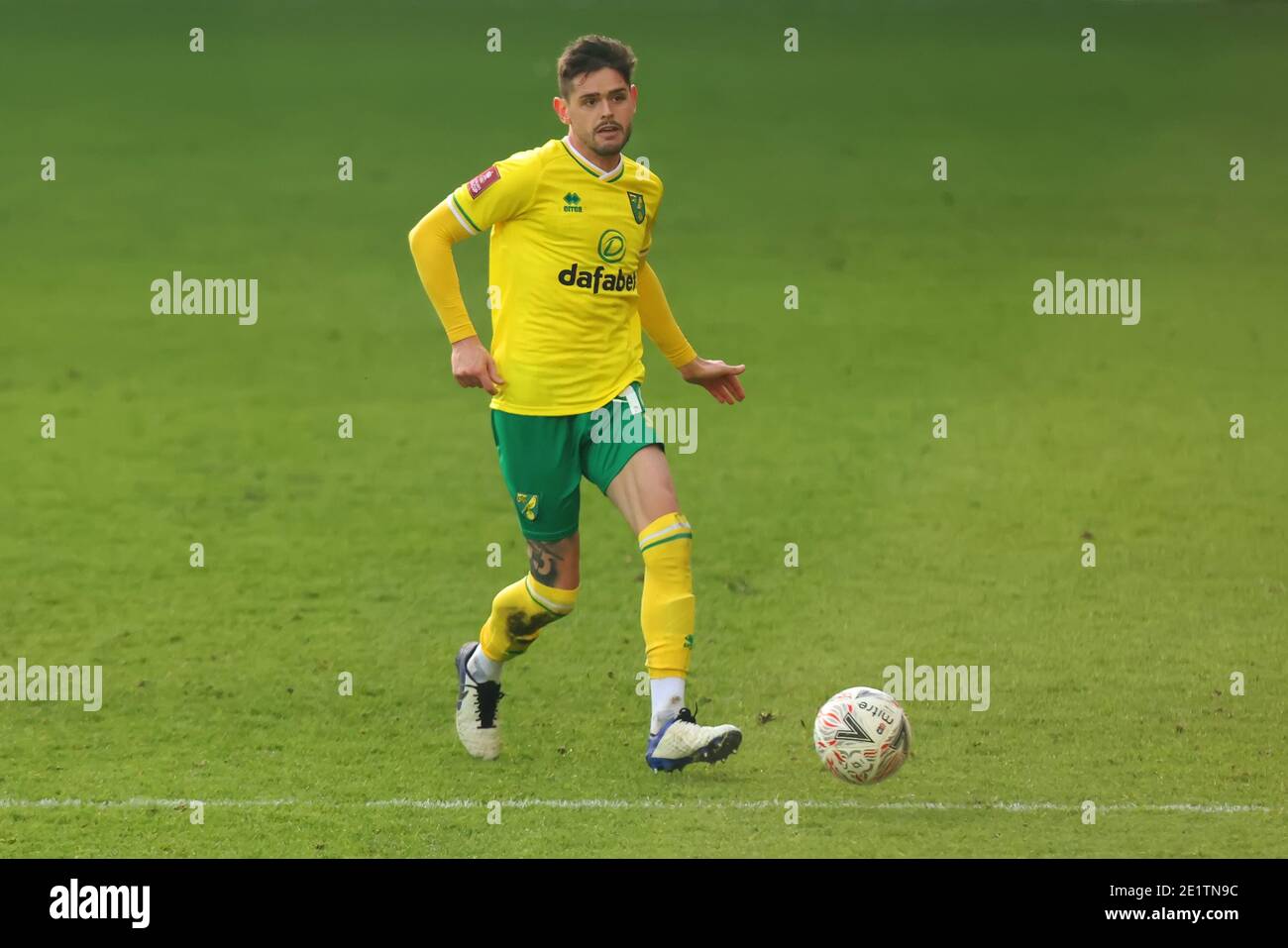9. Januar 2021; Carrow Road, Norwich, Norfolk, England, English FA Cup Football, Norwich gegen Coventry City; Xavi Quintilla von Norwich City Stockfoto