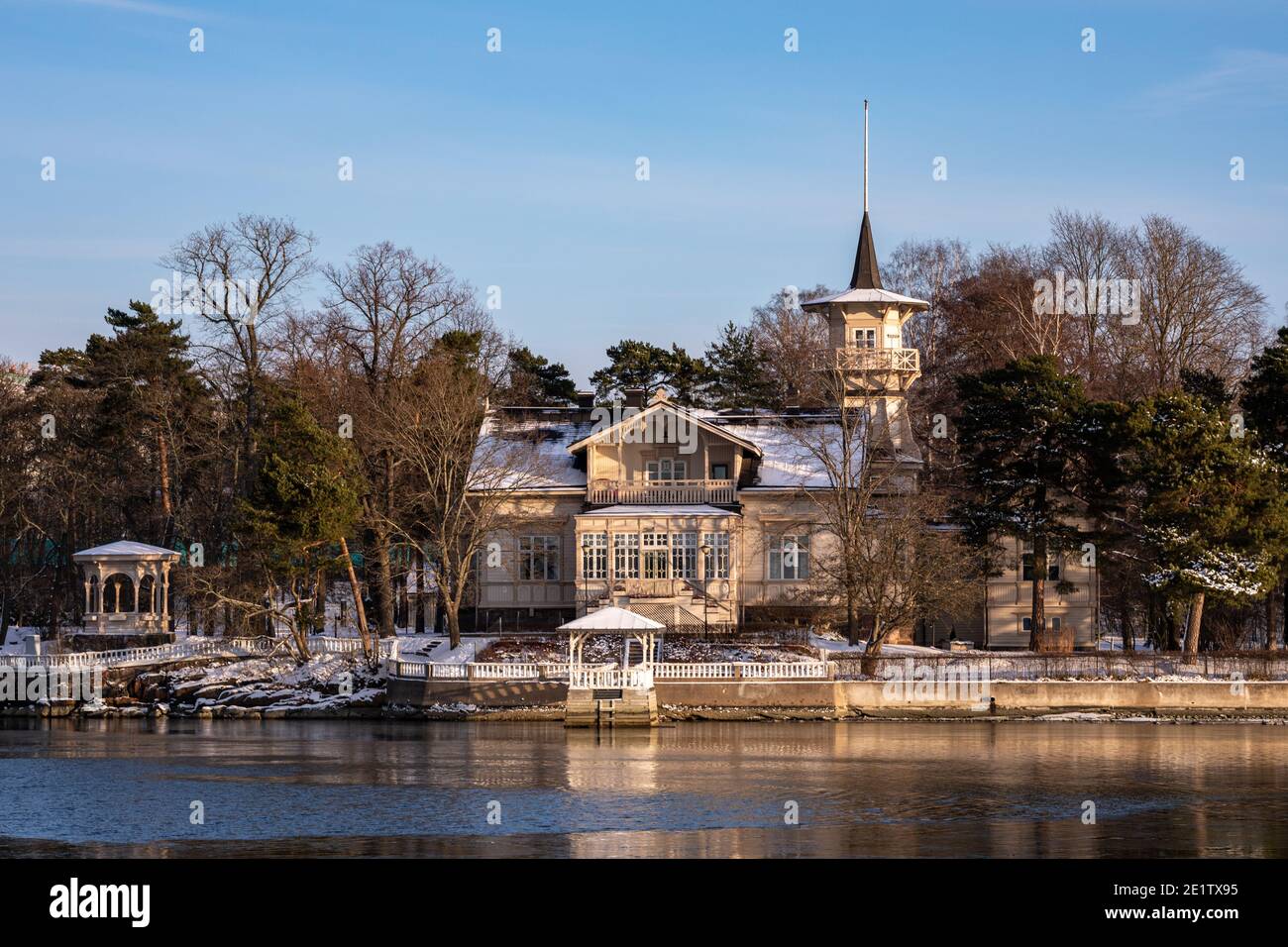 Kesäranta - offizielle Residenz des finnischen Ministerpräsidenten Im Stadtteil Meilahti in Helsinki Stockfoto