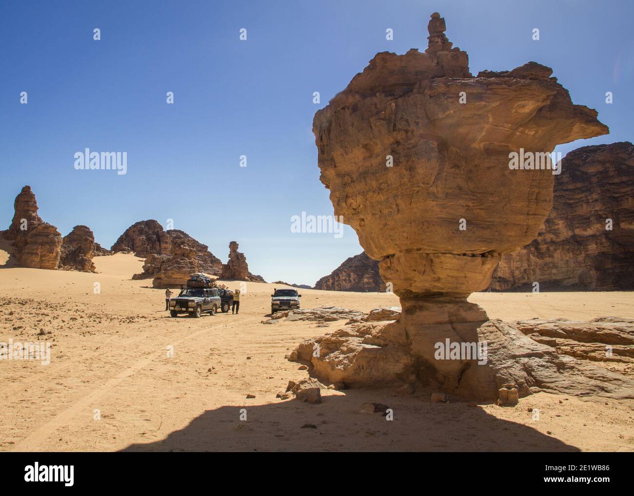 Felsige algerische Wüstenlandschaft Stockfoto
