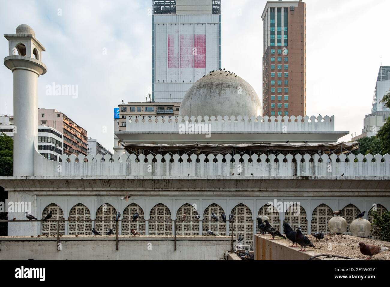 Die Kowloon Moschee auf der Nathan Road sieht sehr ruhig und friedlich aus, inmitten der vierten Pandemiewelle in Hongkong Stockfoto