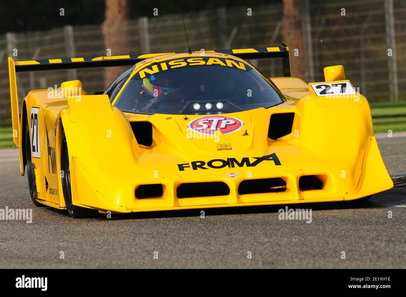 Imola Italien - 20. Oktober 2012: Nissan R90CK von Tandy Steve und Osborne Joe während der Trainingseinheit auf Imola Circuit bei der Veranstaltung Luigi Musso Hallo Stockfoto