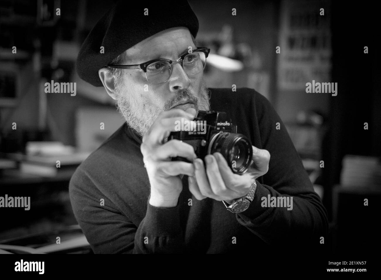 JOHNNY DEPP in MINAMATA (2020), Regie Andrew LEVITAS. Bild: Metalwork Pictures/Head Gear Films/Infinitum Nihil/Kreo Films FZ/Metrol Technology / Album Stockfoto